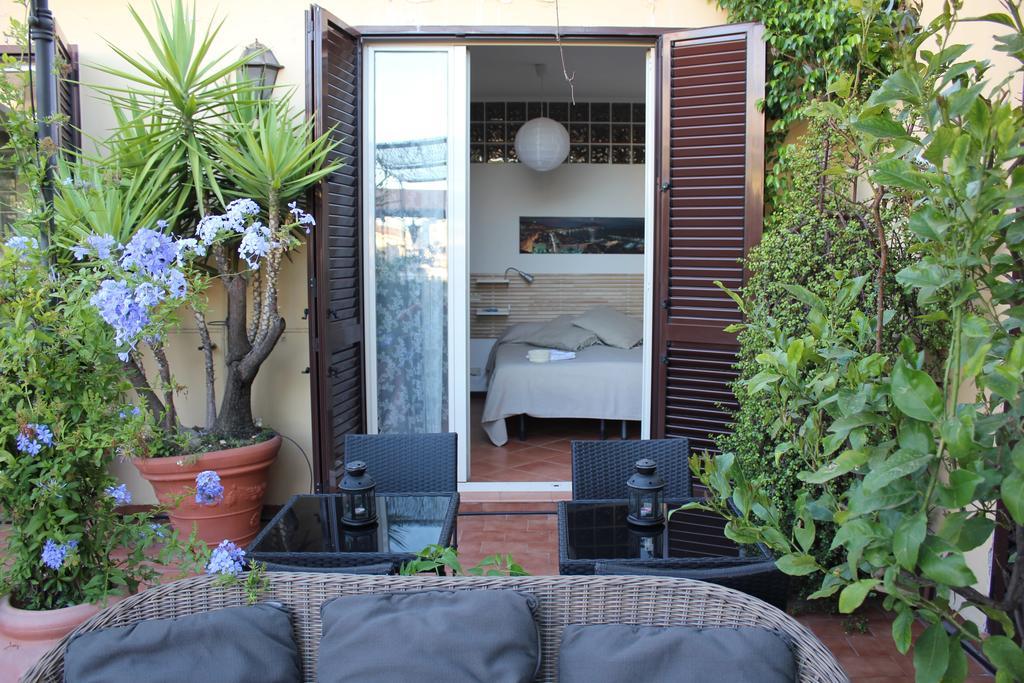 Terrazza Duomo Bed & Breakfast Napoli Cameră foto