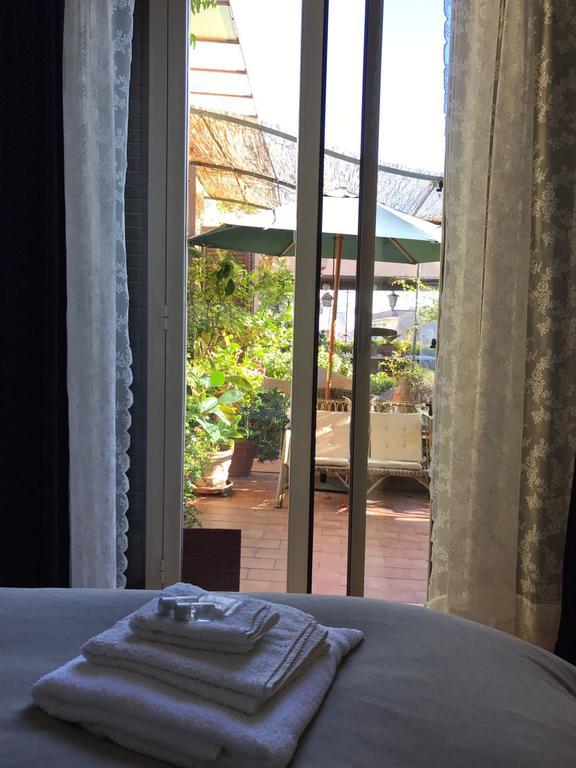 Terrazza Duomo Bed & Breakfast Napoli Exterior foto
